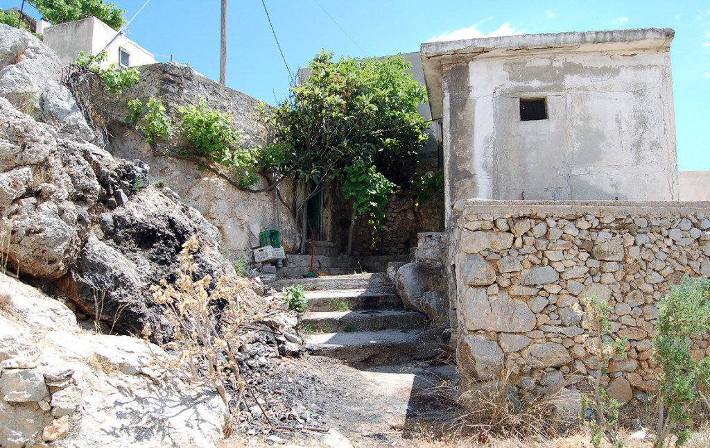 House for Renovation in Pefki Crete Estate Aggelakis Real