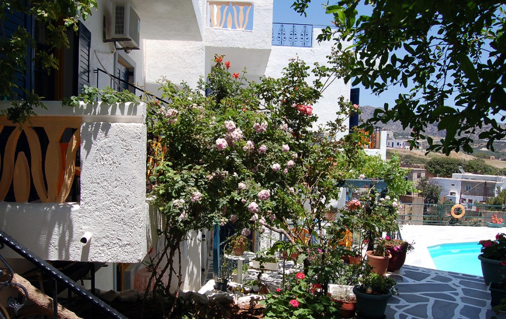 Apartments for sale in Makrigialos Crete Estate Aggelakis